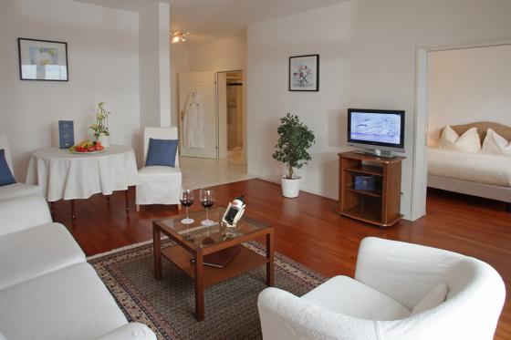 Séjour détente à Lugano - 1 nuit en Premium Suite Lake View, repas & wellness inclus | été 5 