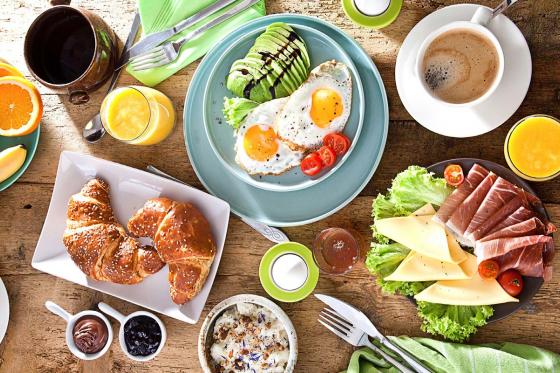 Sonntagsbrunch  - mit Prosecco à discrétion für 2 Personen  