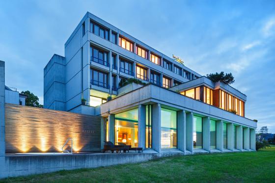 Wellness mit grandioser Aussicht - 1 Übernachtung mit 4 Gang Abendessen für 2 Personen 9 