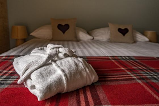 Escapade wellness à Villars  - 2 nuits avec accès au spa et planchette apéritif | basse saison 12 