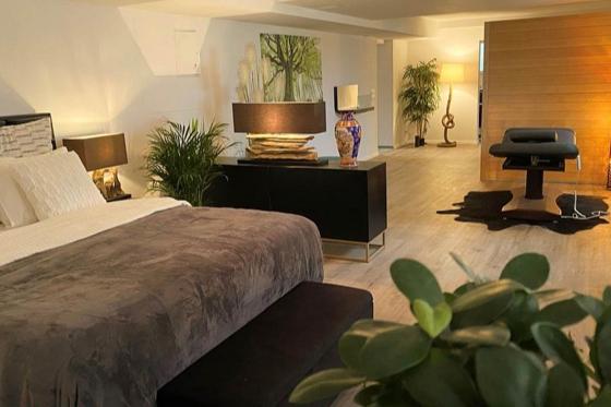 Übernachtung im Private Spa - Romantische Auszeit inkl. Frühstück für 2 Personen  