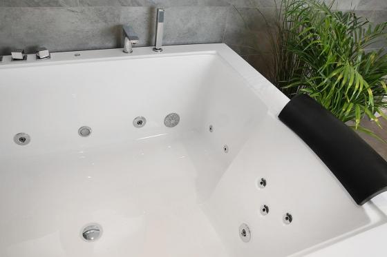 Übernachtung im Private Spa - Romantische Auszeit inkl. Frühstück für 2 Personen 2 