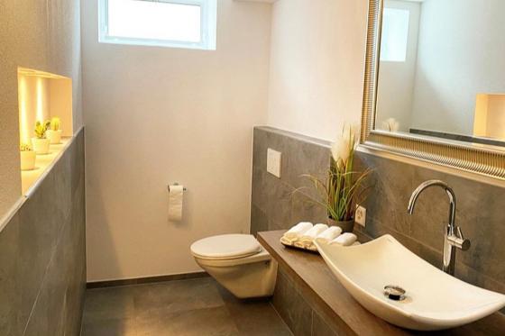 Übernachtung im Private Spa - Romantische Auszeit inkl. Frühstück für 2 Personen 8 