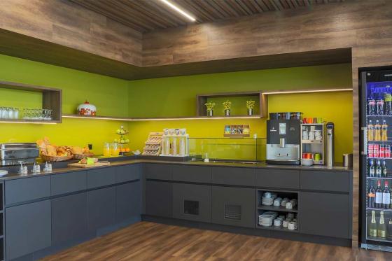 Nuitée dans une chambre à thème - petit déjeuner pour 2 personnes 6 