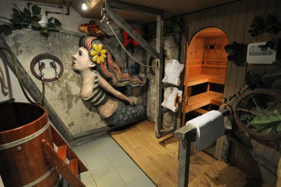 Loveroom Laguna Romantica - Séjour d'une nuit avec repas du soir et jacuzzi privé | en semaine 3 