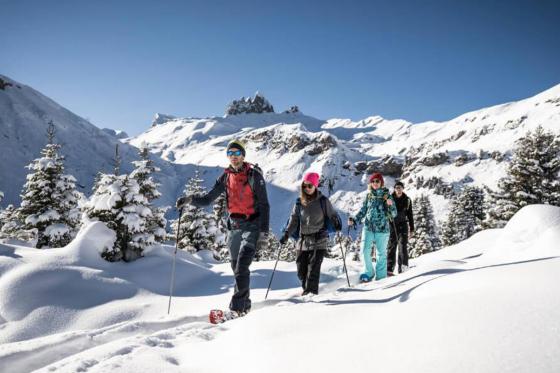 Schneeschutour Lobhornhütte - inkl. Guide & Ausrüstung für 2  5 