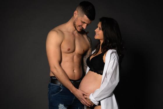 Séance photo de grossesse - En studio, de 1 à 3 personnes 2 