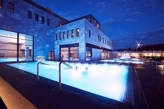 Zweisamkeit im St. Galler Rheintal - 1 Übernachtung inkl. 2 Tageseintritte fürs Mineralheilbad   