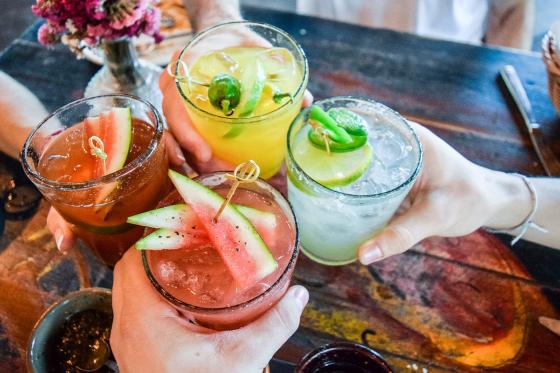 Cocktail Party a casa - buono regalo per 2 bottiglie di Premix Cocktail + 1 Shaker Set 5 [article_picture_small]