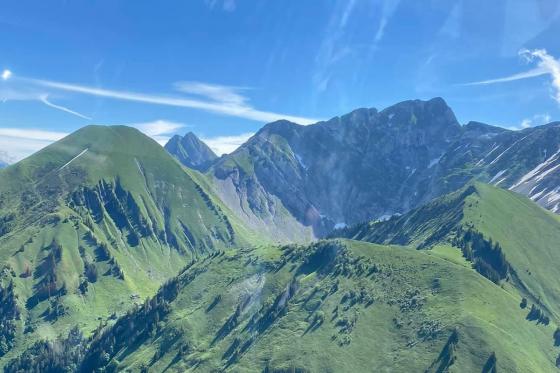 Helikopterflug über die Gastlosen - 25-minütiger Flug über die Freiburger Voralpen | 1 Person  9 