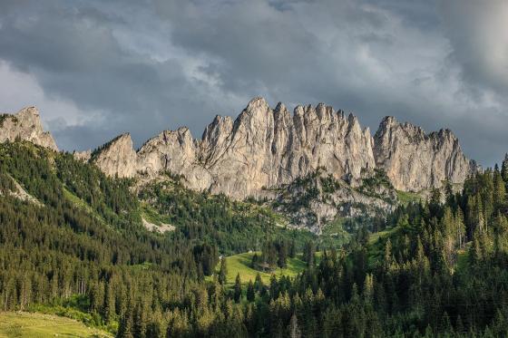 Helikopterflug über die Gastlosen - 25-minütiger Flug über die Freiburger Voralpen | 2 Personen 3 