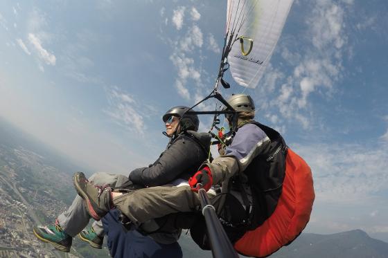 Parapendio sopra il Ticino - Circa 10 minuti di volo dal Monte Tamaro 4 
