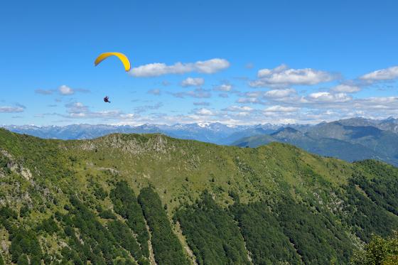 Parapendio sopra il Ticino - Circa 10 minuti di volo dal Monte Tamaro 5 
