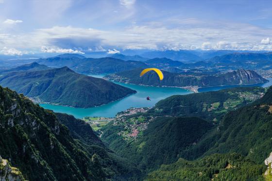 Parapente au-dessus du Tessin - Vol d'env. 20 minutes au départ du Monte Generoso  