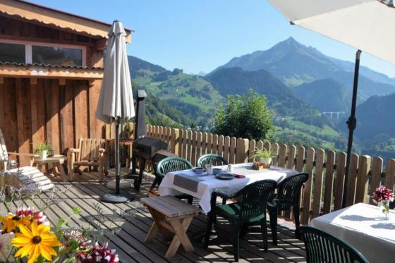 Séjour dans une roulotte - 1 nuit, avec petit déjeuner, Spa et menu fondue 3 