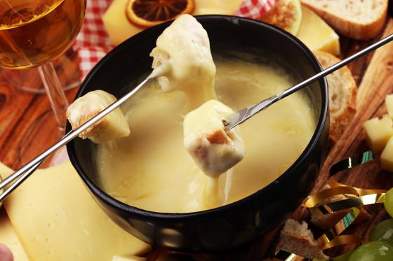 Fondue au champagne - Avec planchette apéro pour 2 personnes  
