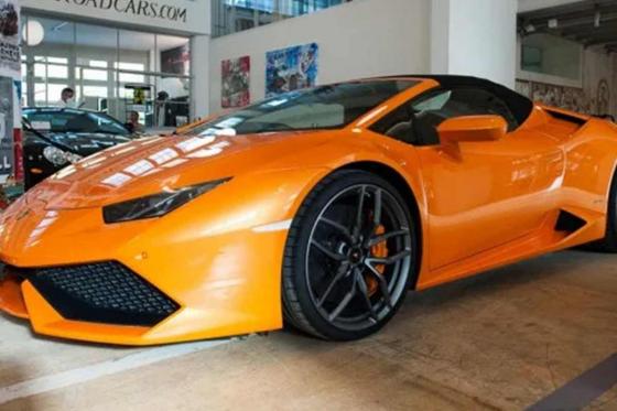 Lamborghini Huracan Spyder  - 3h Miete inkl. 100 Freikilometer 2 