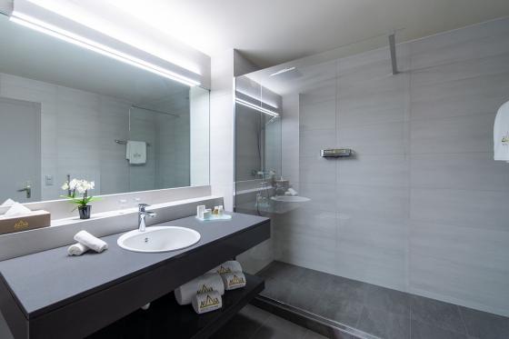 Séjour wellness estival à Villars - 1 nuit en chambre Supérieure avec petit déjeuner et accès au wellness 7 