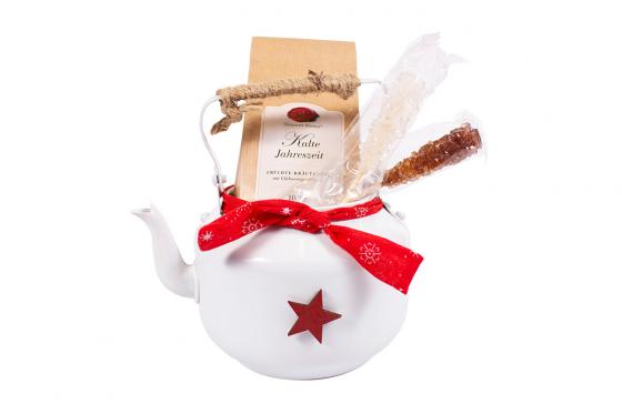 Kräutertee in Teekanne - Kalte Jahreszeit  