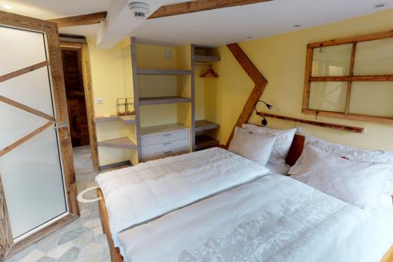 Séjour détente en montagne - 1 nuit en demi-pension, entrées aux bains thermaux et téléphérique 9 