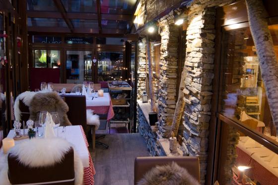 Séjour détente en montagne - 1 nuit en demi-pension, entrées aux bains thermaux et téléphérique 14 