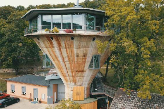 Nuit insolite dans un silo - Dans un silo à minerai de fer pour 2 personnes avec petit déjeuner 9 