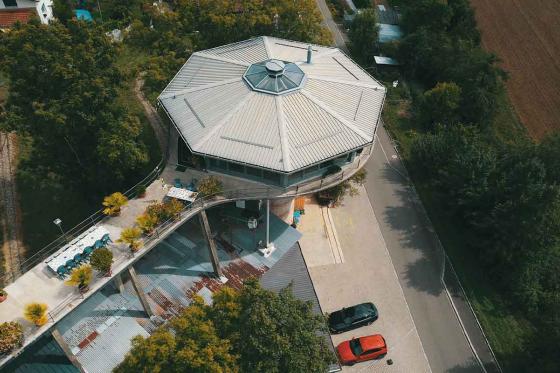 Nuit insolite dans un silo - Dans un silo à minerai de fer pour 2 personnes avec petit déjeuner 10 