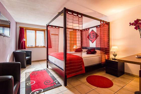 Romantik Übernachtung - inkl. Überraschungsmenü, 1 Nacht für 2 Personen 2 