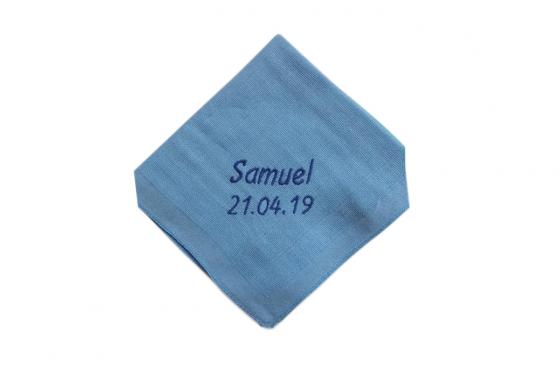 Nuscheli mit Namen & Datum - blau  