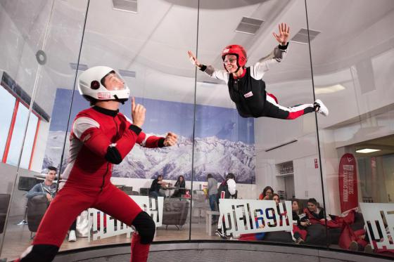 Simulateur de chute libre  - 4 vols pour 1 personne | Offre Best Deal  