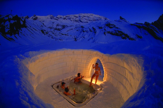 Nuit en igloo en famille - Incl. tour en raquettes et fondue 5 