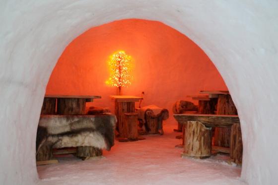 Menu fondue dans un igloo - Pour 2 personnes, à Leysin (VD) 3 