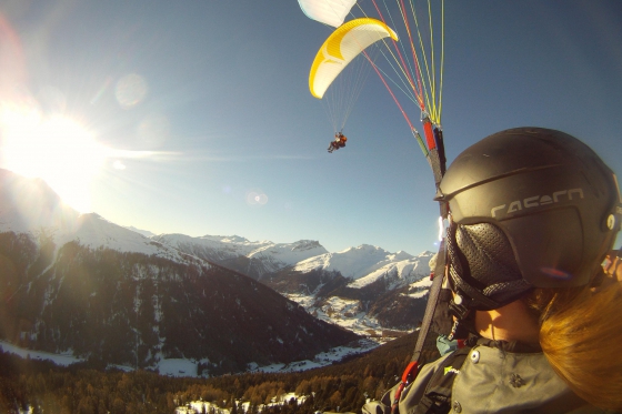 Gleitschirm-Tandemflug - inkl. Fondue-Plausch 1 