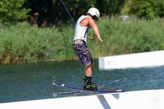 Téléski nautique pour 2 - Forfait 2h + Matériel + Repas inclus 1 