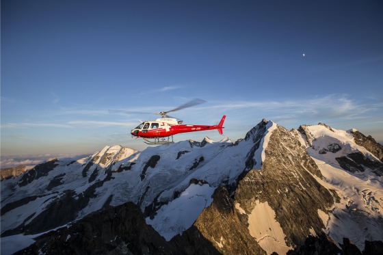 Helikopter Rundflug - Bernina Bergmassiv ca. 20 min 1 