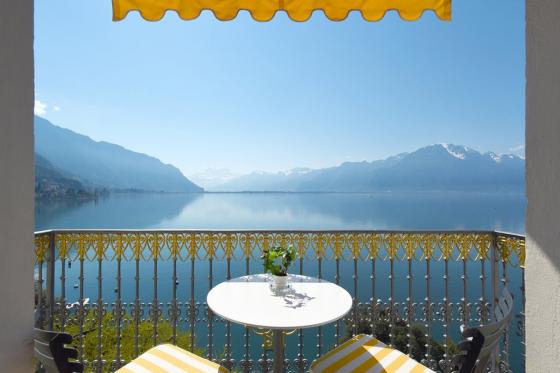 Séjour au bord du lac à Montreux - Avec repas, bouteille de vin & visite du château de Chillon  