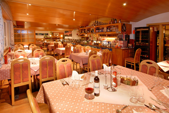 Kurzurlaub im Wallis für 2 - 3 Übernachtungen im Hotel Bristol 8 