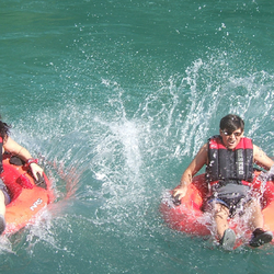 Descente de rivière en bouée, 3 heures sur l'Aar