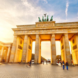 Berlin Städtetrip, inkl. 2 Übernachtungen, Bootsfahrt und Berliner Fernsehturm Tickets 