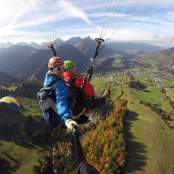 Vol en Parapente Biplace, Vol premium - Région de la Gruyère