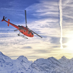 Helikopterflug , Die Wunder des Berner Oberlandes - Abfahrt von Gruyères oder Sion