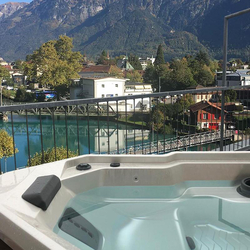 Loveroom Top of Goldey, Übernachtung, Abendessen & Privater Whirlpool | Wochentage