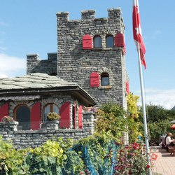 Weinverkostung, inkl. Besuch des Weinkellers und Walliser Platte, 4 Personen