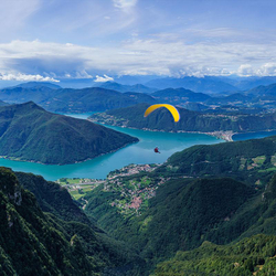 Parapente au-dessus du Tessin, Vol d'env. 20 minutes au départ du Monte Generoso