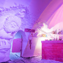 Menu fondue dans un igloo, aux Arcs avec charcuterie, fondue et dessert | 2 personnes