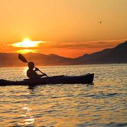 Soirée fondue en kayak, sur le Lac de La Gruyère