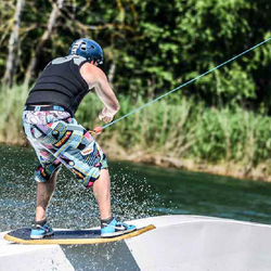 Téléski nautique 5h, Matériel + Repas inclus